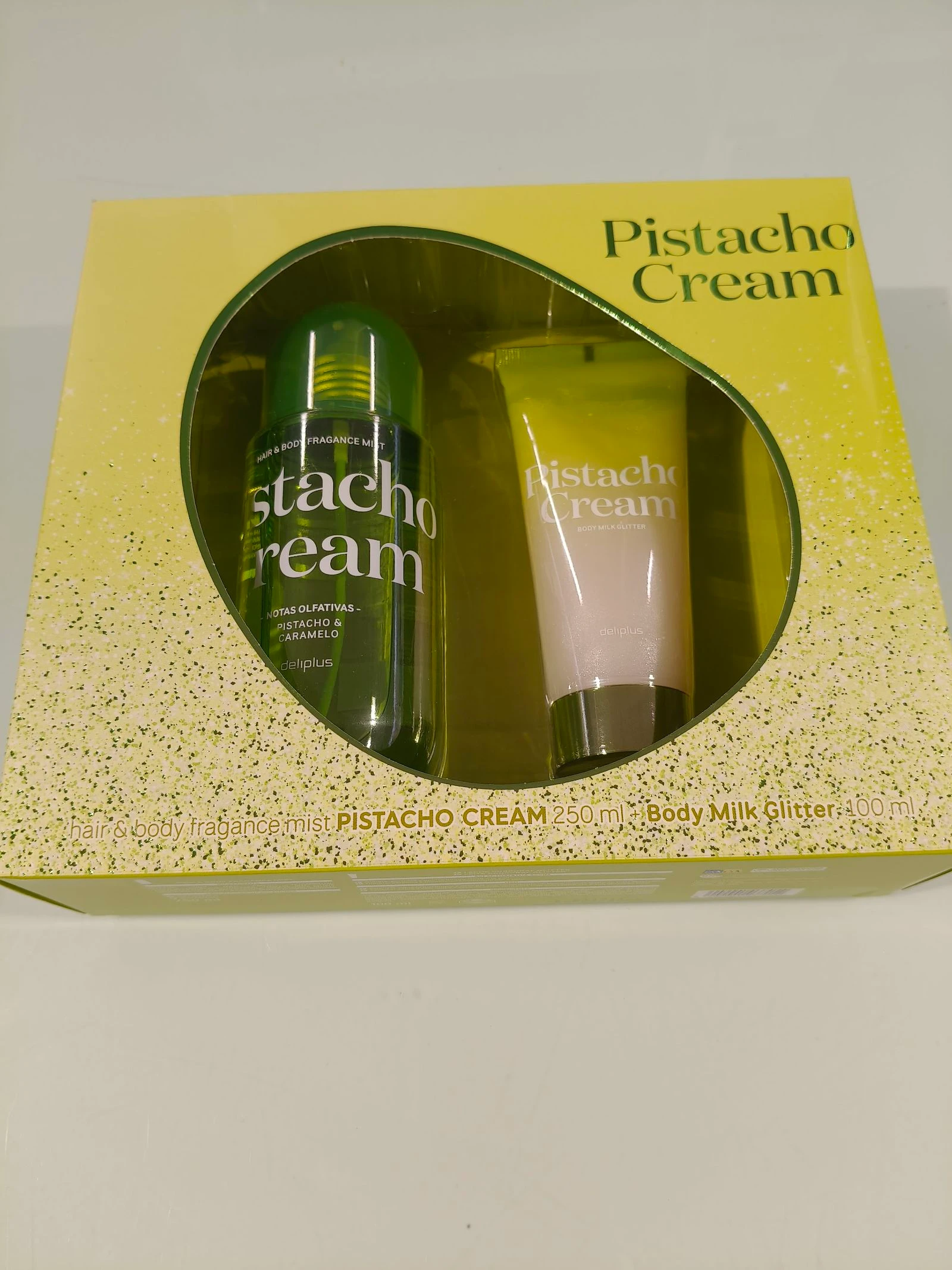 Set Pistacho Crème parfumée et lotion corporelle, Neuve – photo 2